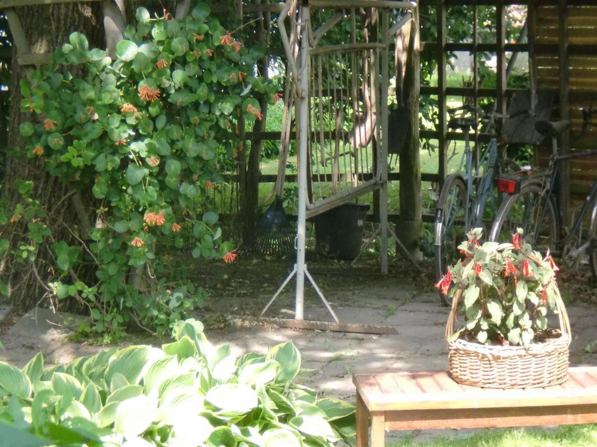 Trollhaettans Bed And Breakfast Zewnętrze zdjęcie